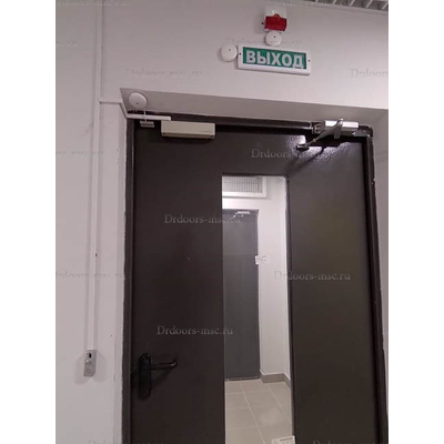 Установка замка на тамбурную дверь от 070720 - вид изнутри - пример работы